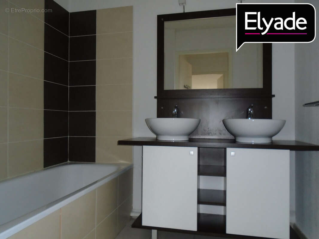 Appartement à MOULINS