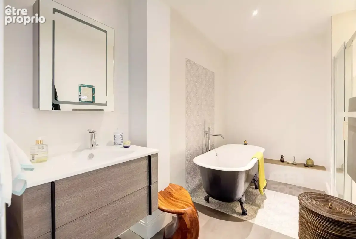Vue panoramique sur la Côte d’Azur pour cet appartement de caractère - photo 7