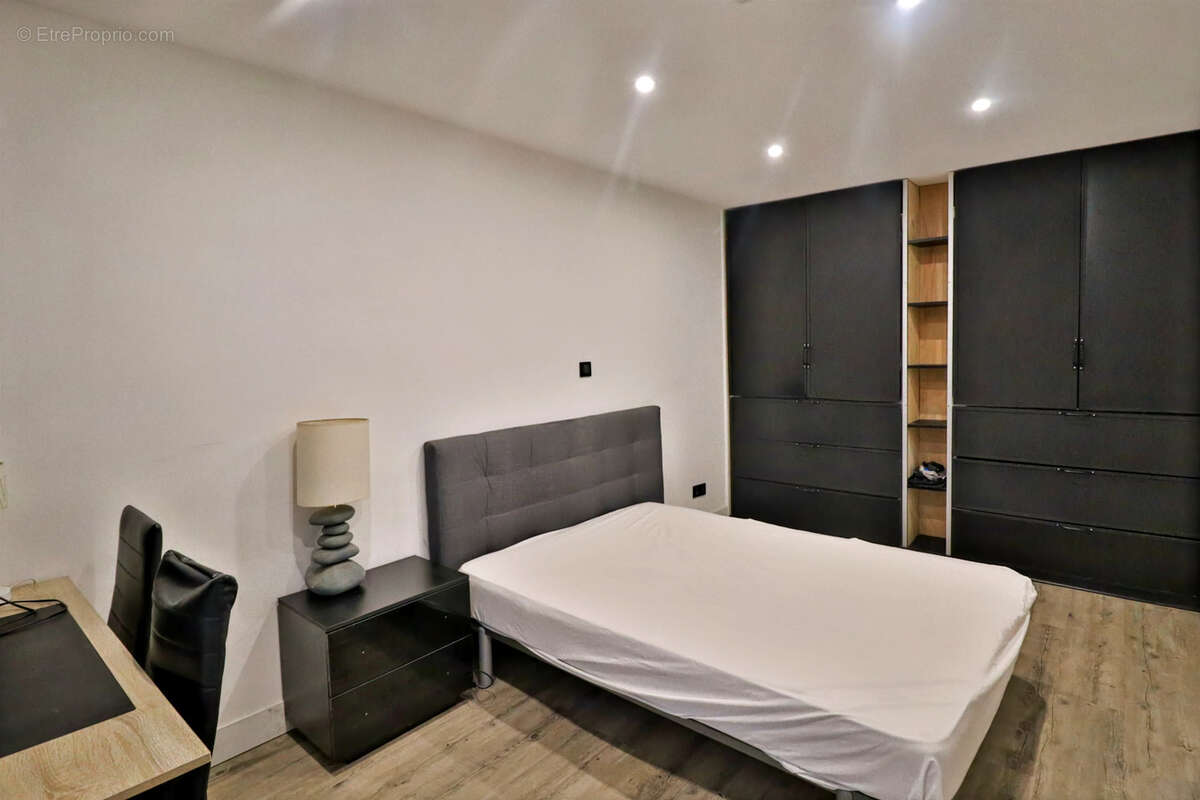 Appartement à SAINTE-SAVINE