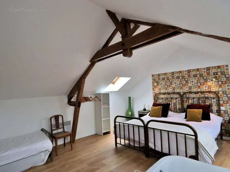 Ancienne ferme avec 6 chambre en très bonne état sur plus d'un hectare - photo 27