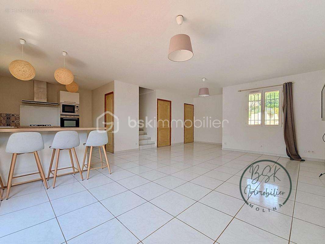 Villa trois chambres avec garage et jardin - photo 4