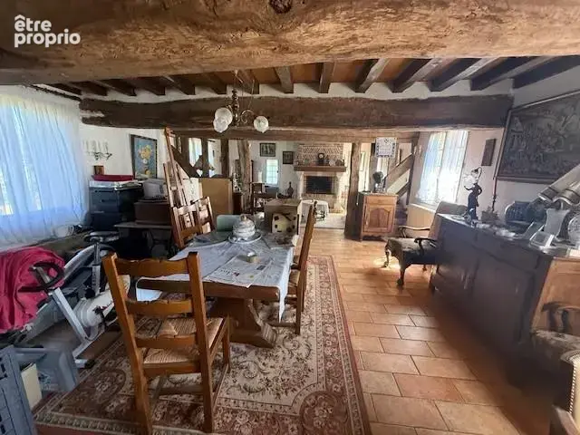Maison 209 m² à Saint-Aubin-Du-Thenney  - photo 4