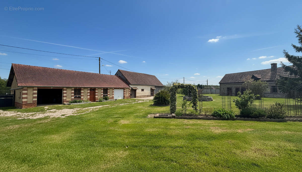 Maison 6 pièce(s) 215 m2 - photo 12