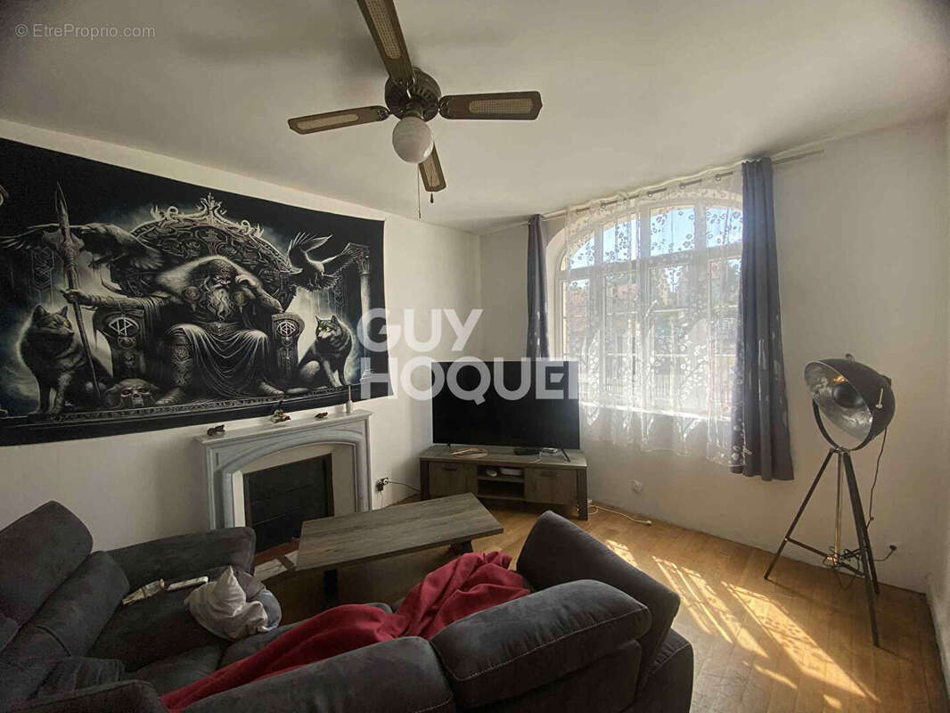 Maison à MONTCORNET