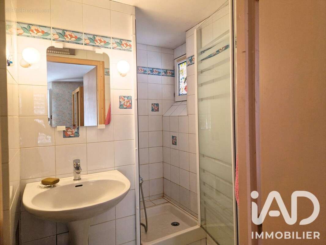 Appartement 70 m² à Faverges  - photo 8