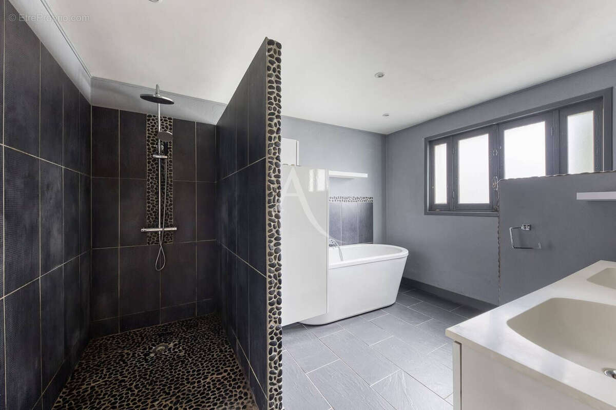 Maison à GRETZ-ARMAINVILLIERS