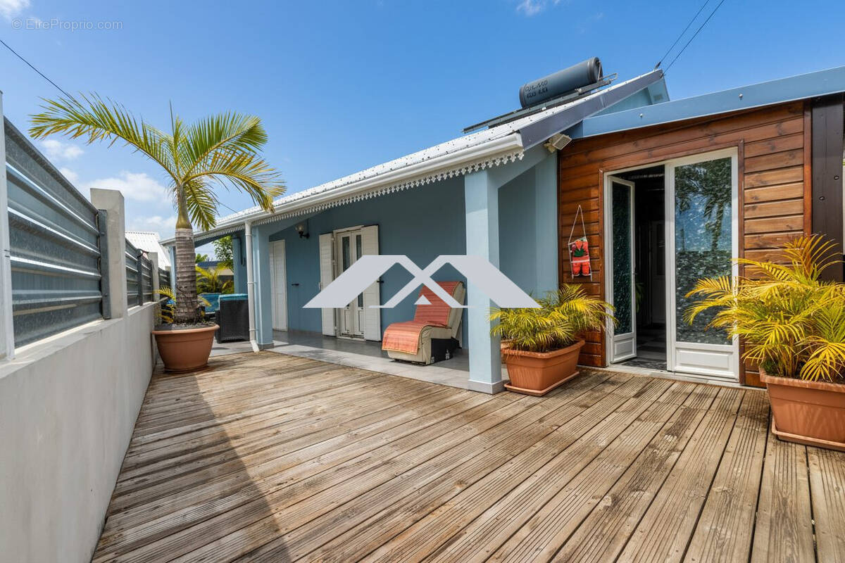 Maison à SAINT-JOSEPH