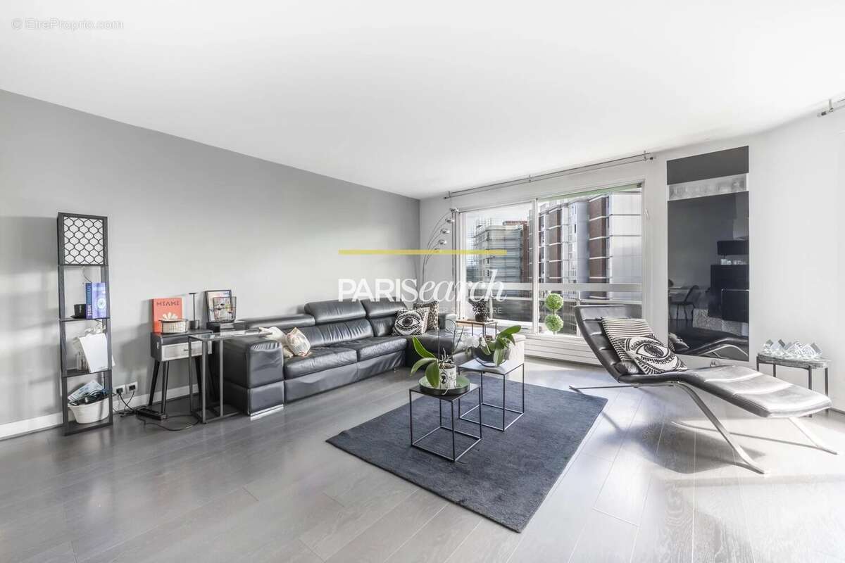 Appartement à LEVALLOIS-PERRET