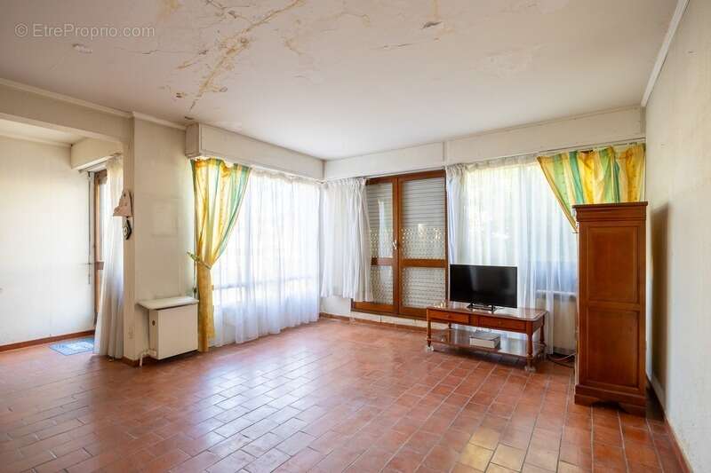 Appartement à MARSEILLE-11E