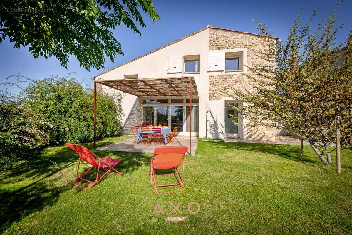 Maison à MOUSTIERS-SAINTE-MARIE