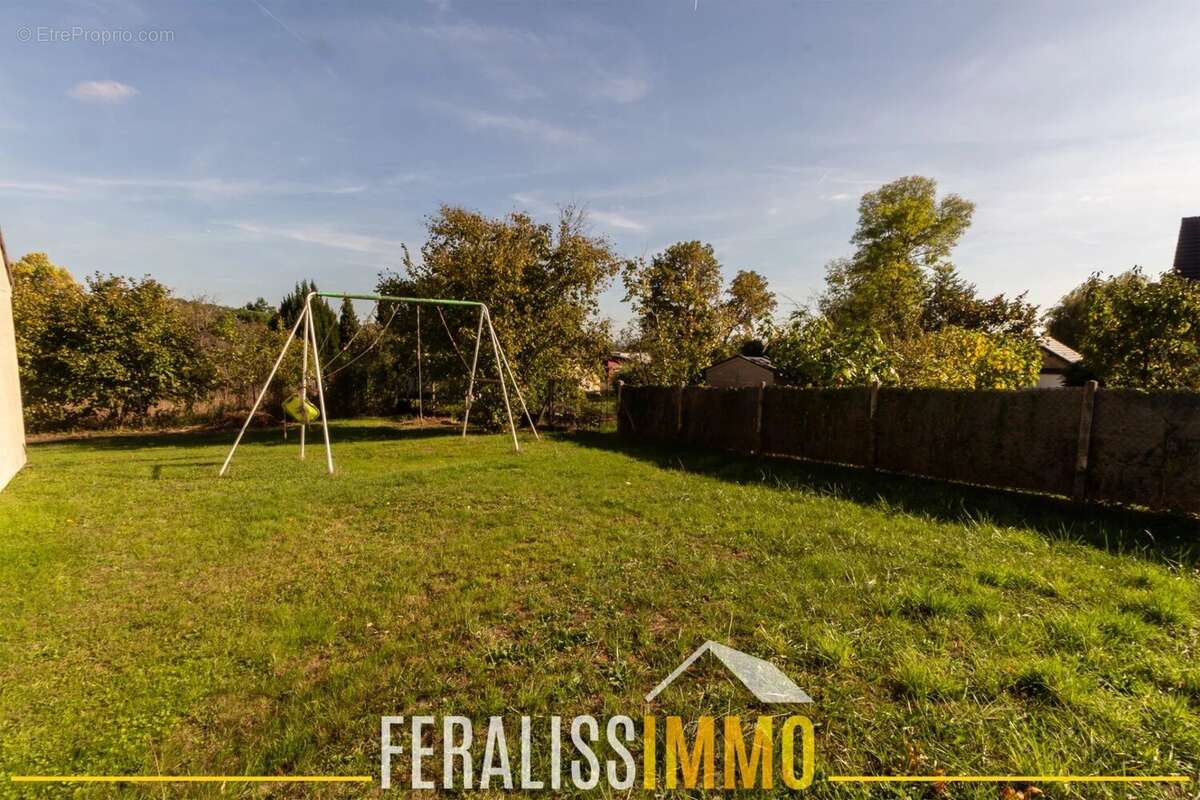 Maison à VAUX-SUR-SEINE