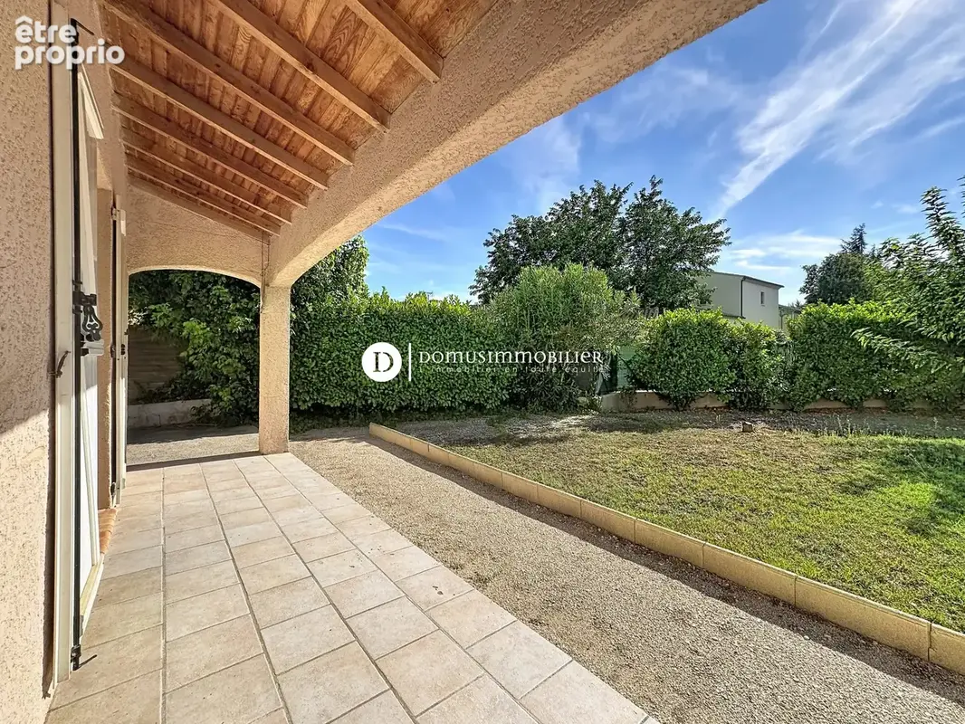 Maison 109 m² à Saint-Saturnin-Les-Avignon  - photo 7