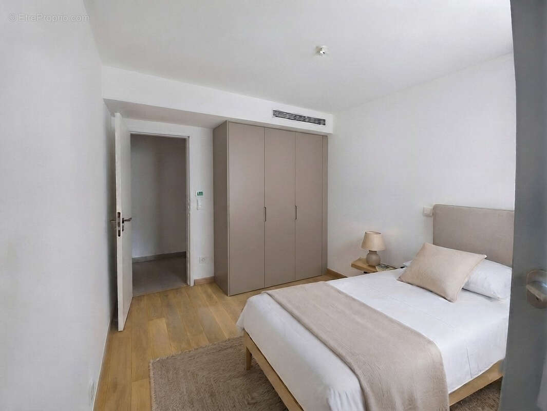 Appartement idéalement situé à proximité du port de Bonifacio - photo 19