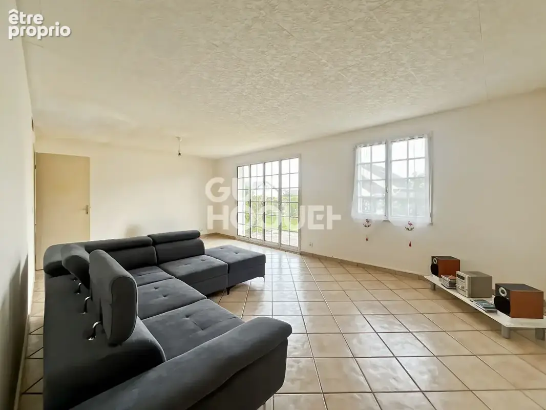 Maison t5 en vente à fontenay tresigny - photo 3
