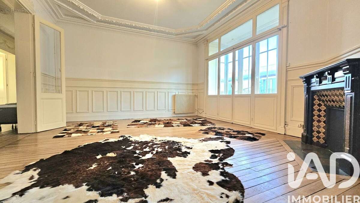 Photo 9 - Appartement à CHARLEVILLE-MEZIERES