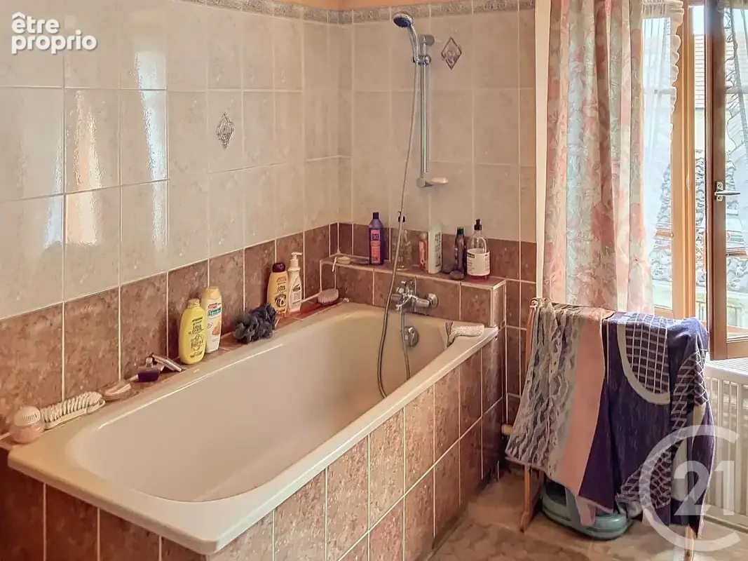 Maison 5 pièces 109 m² à vendre à Ormoy (89400) - photo 8