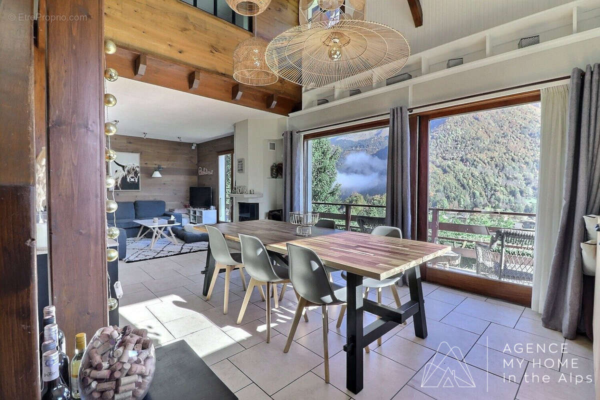 Maison à ESSERT-ROMAND