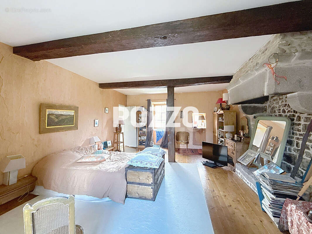 Maison SAINT PIERRE LANGERS  8 pièce(s) 210 m2 à 5 mn des plages et des commerces de ST PAIR SUR MER - photo 15