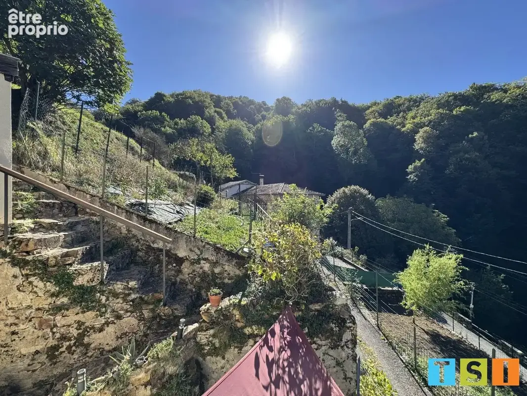 Ancienne bergerie de caractère  Vue Cagire - rénovée T3 avec 828 m² terrain et garage . - photo 15
