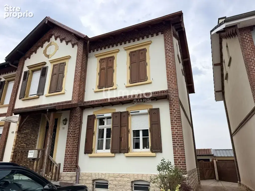 Maison à L'HOPITAL