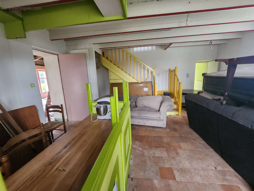 Maison à SAINTE-GEMME-LA-PLAINE