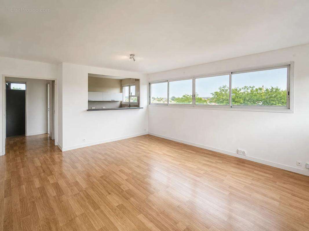 Appartement de 4 pièces de 96 m² à Sens - photo 4