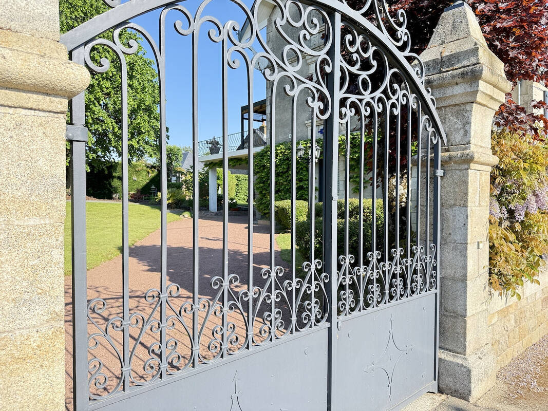 Maison à LA CHAPELLE-SAINT-LAURENT