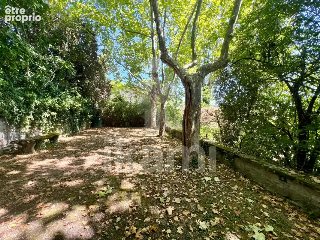 VILLA DE CARACTERE- 314 m2 - Terrain 1305 m2 - photo 17