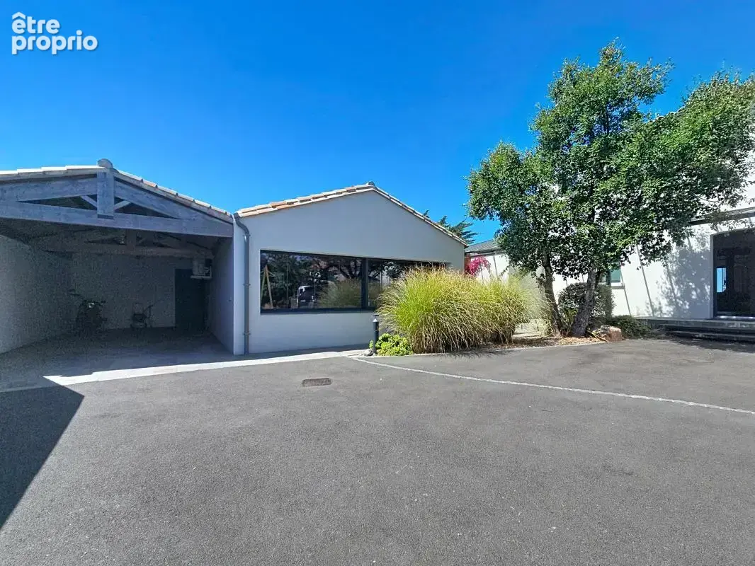 Maison 8 pièces 328 m² à vendre à L'houmeau (17137) - photo 40