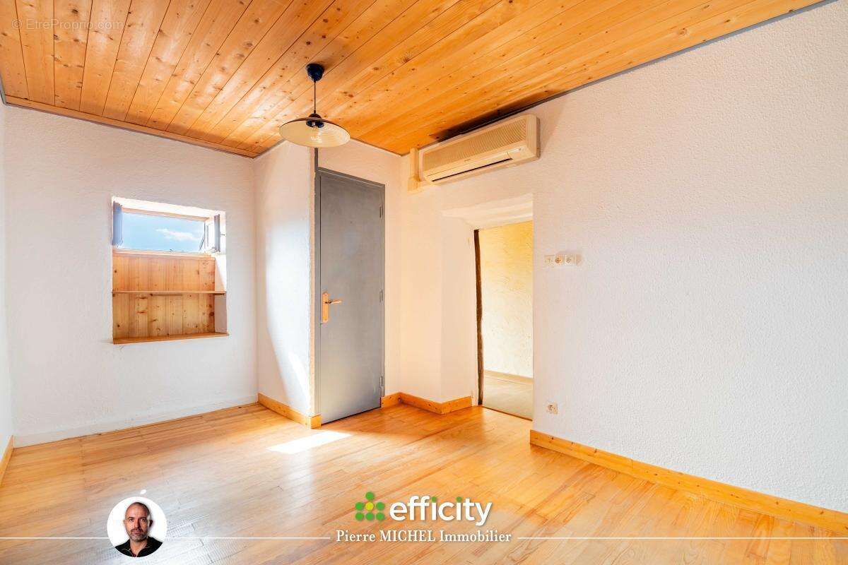 Maison 136 m² à Bessenay  - photo 13