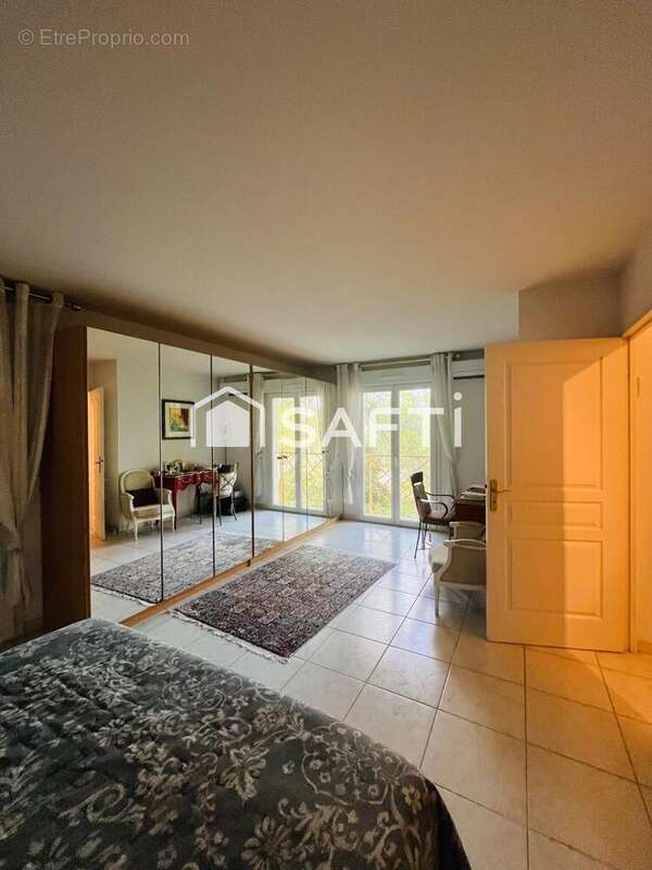 Photo 5 - Appartement à SAINT-RAPHAEL