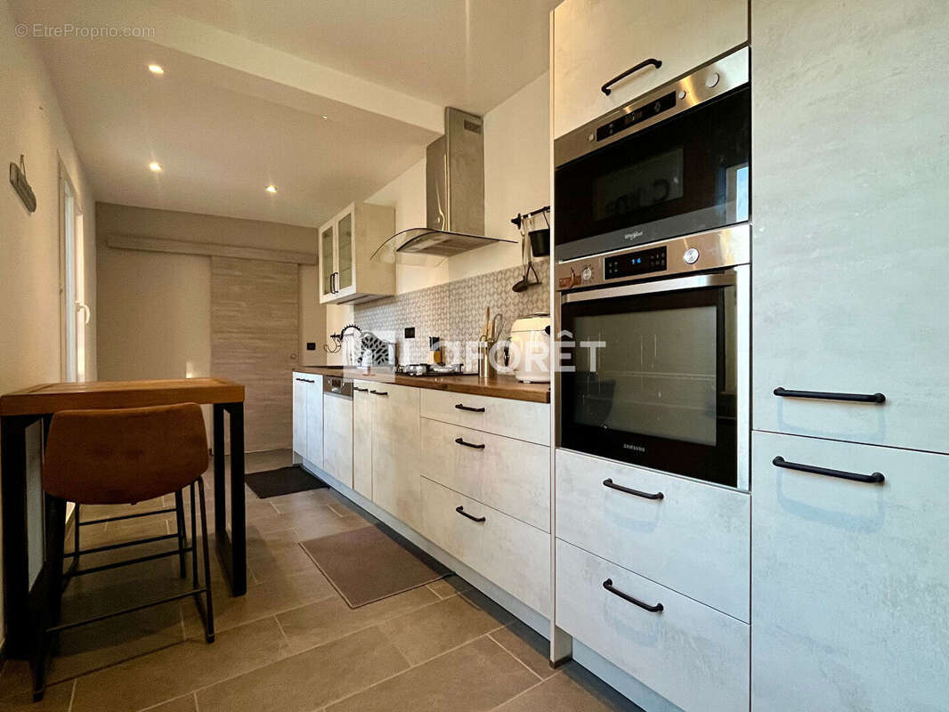 Maison à BAILLEUL-SUR-THERAIN