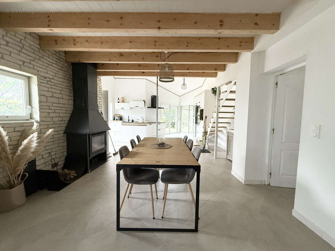 Maison à PARENTIS-EN-BORN