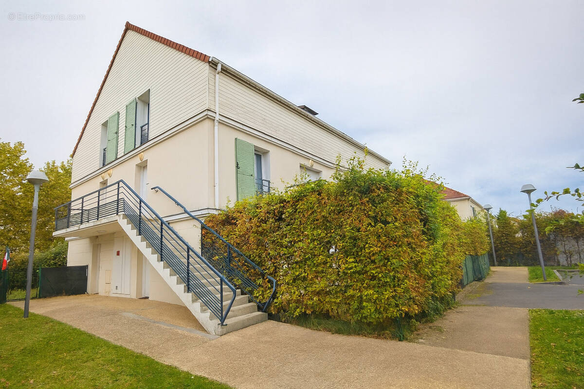 Appartement à CESSON