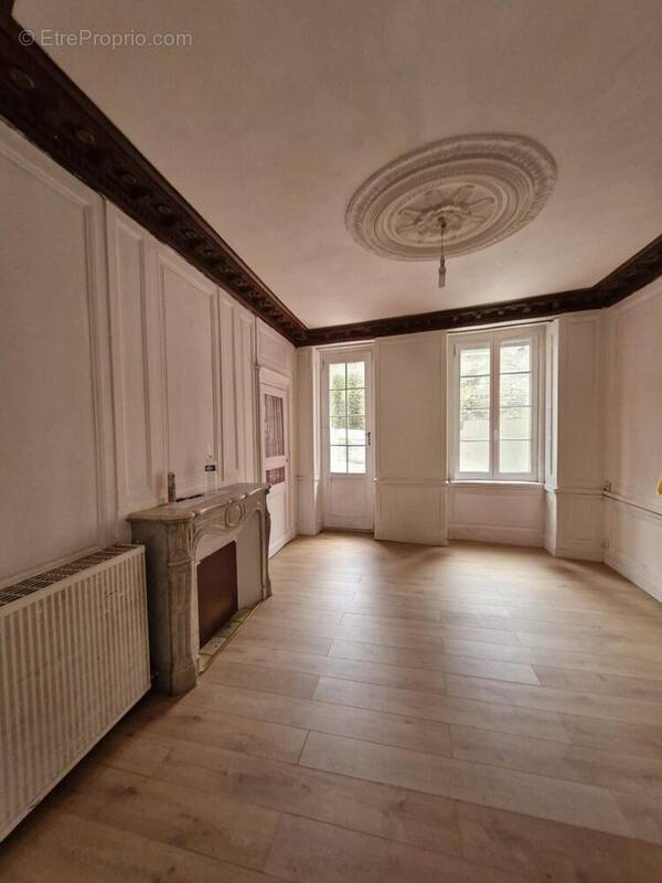 Appartement à LAMBALLE