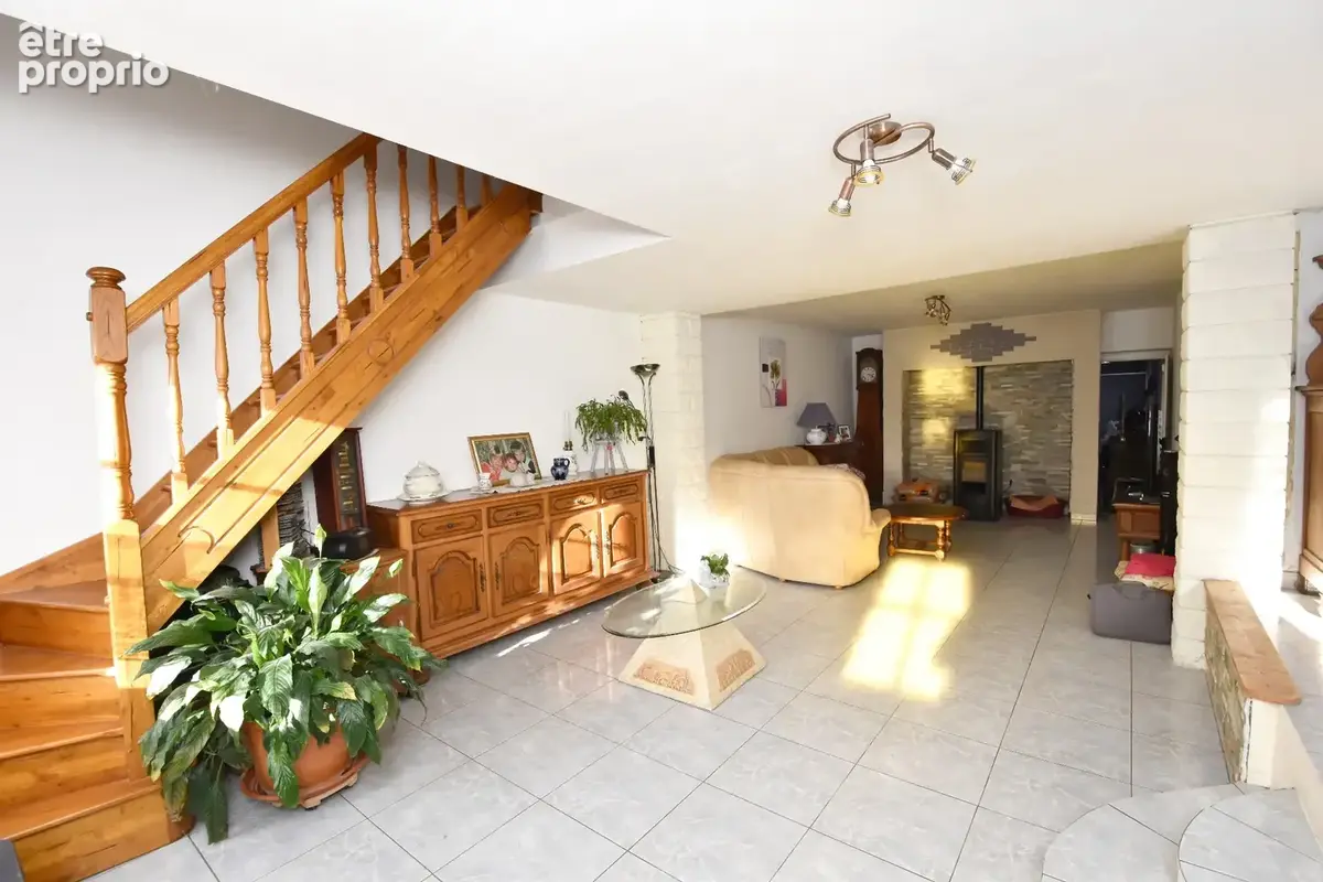 Maison 133 m² à Yzeux  - photo 3