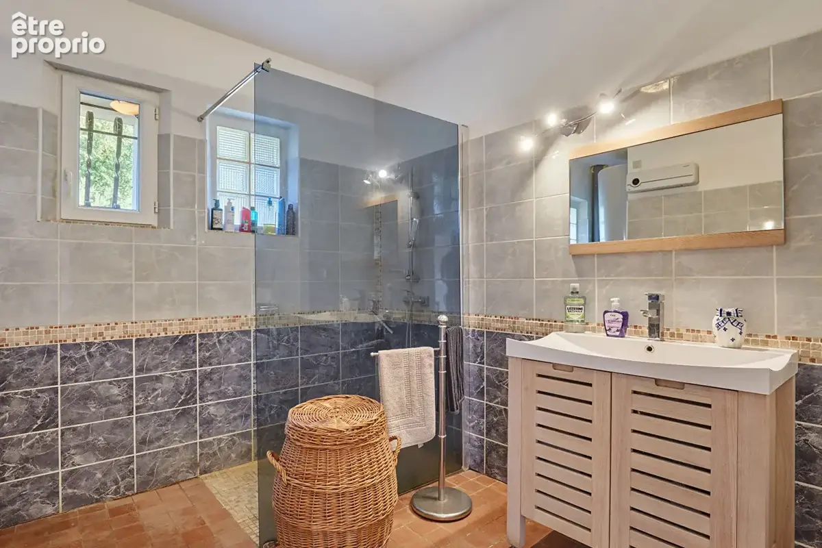 Exclusivité - Maison de de plain-pied- au calme. Bel espace extérieur - photo 11