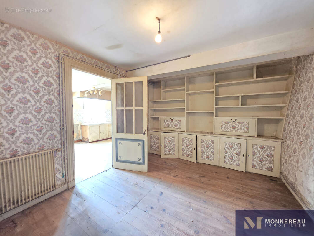 Maison de bourg a renover - photo 9
