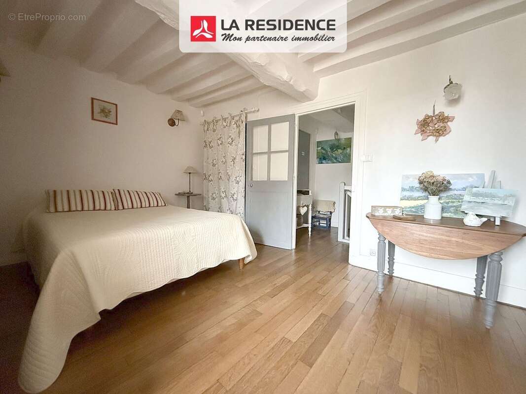 Maison à BENNECOURT