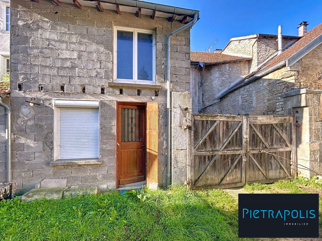 Maison à ARC-EN-BARROIS