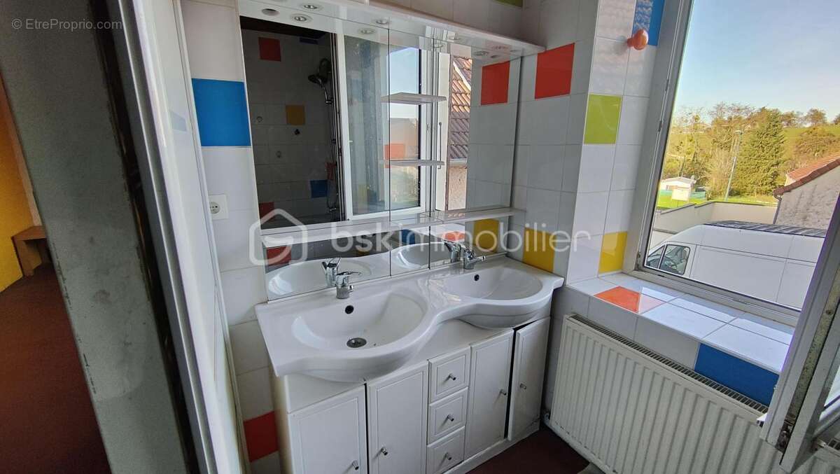 Maison à TRONSANGES