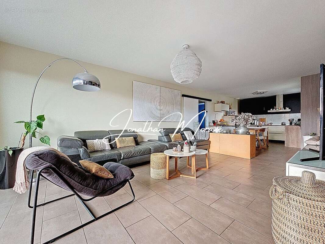 Maison 81 m² à Fourques  - photo 94