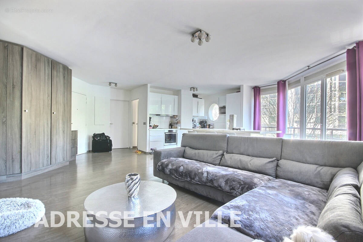 Appartement à LEVALLOIS-PERRET