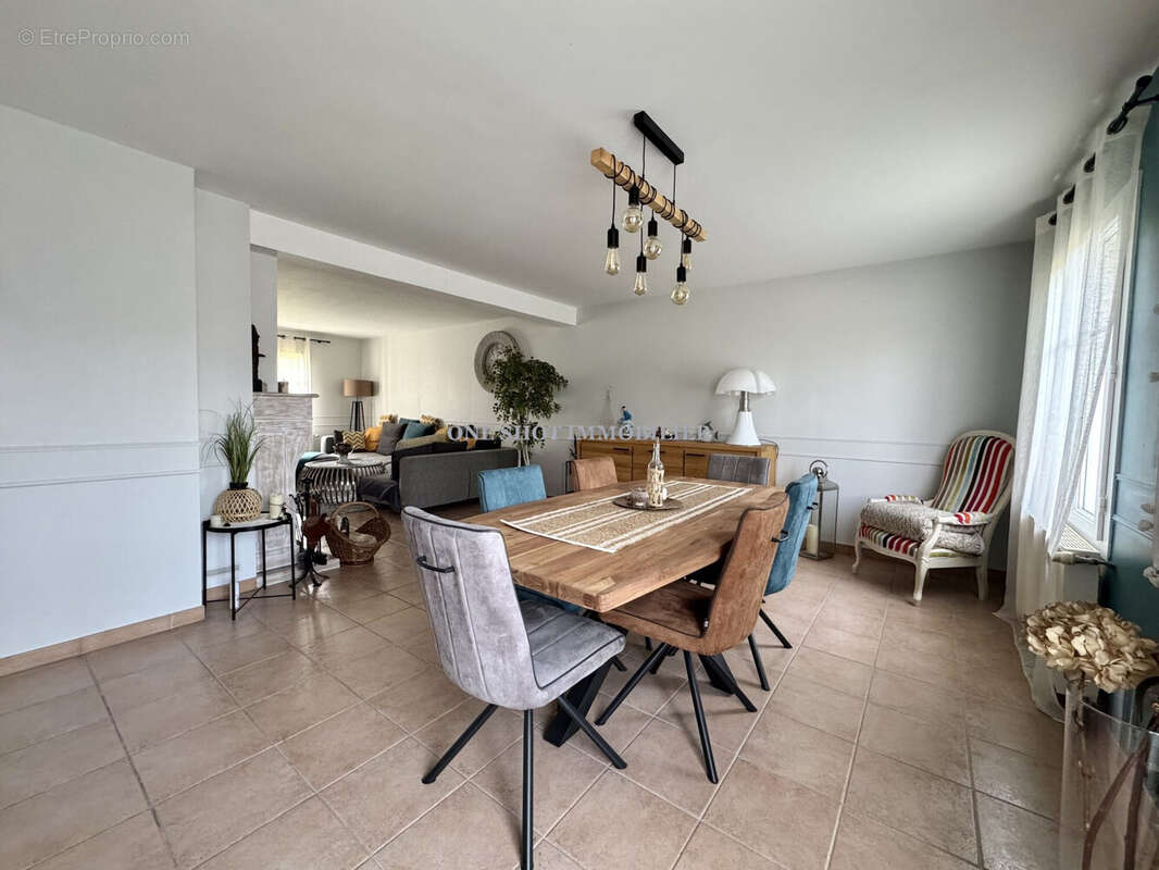 Maison 178 m² à Saint-Jean-De-Braye  - photo 8