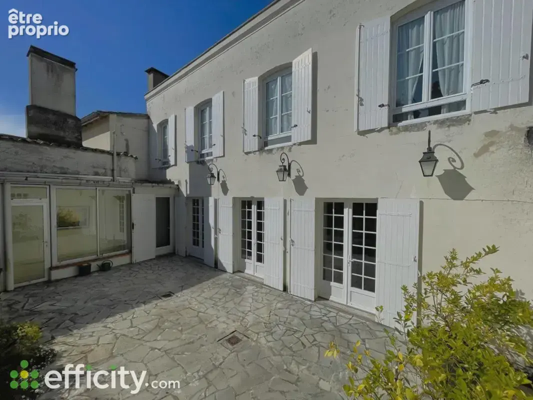 Maison 8 pièces 178 m² à vendre à Coutras (33230) - photo 3