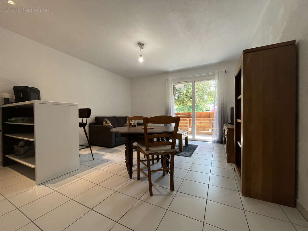Appartement T2 de 42 m2 avec terrasse - Mérignac Beutre - vendu loué - photo 3