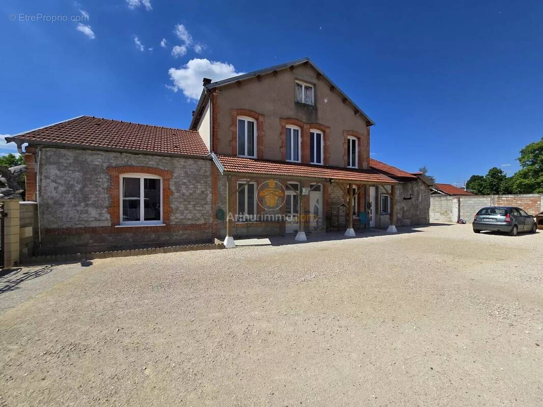 Maison à BOURBONNE-LES-BAINS