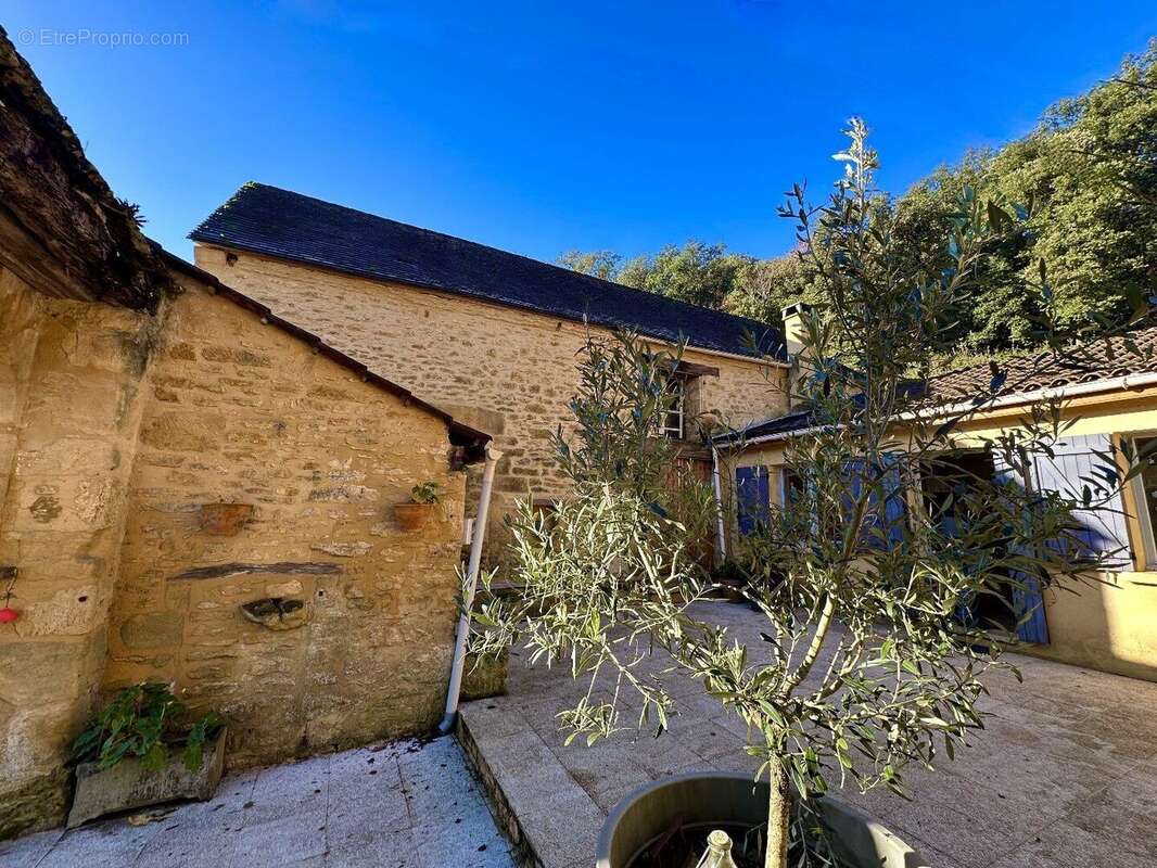 Corps de ferme périgourdin proche de Sarlat - photo 5