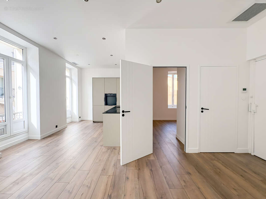 Appartement à MARSEILLE-7E