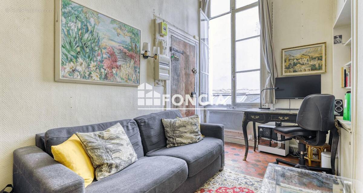 Appartement à PARIS-4E